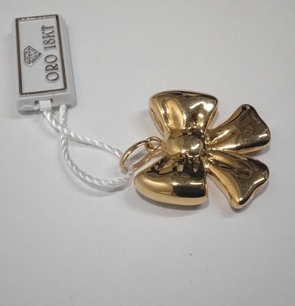 PENDENTE IN ORO 18KT
