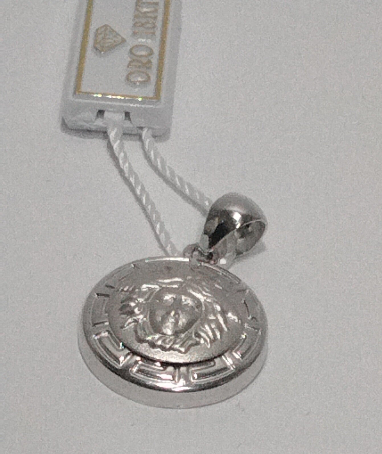 PENDENTE IN ORO 18KT