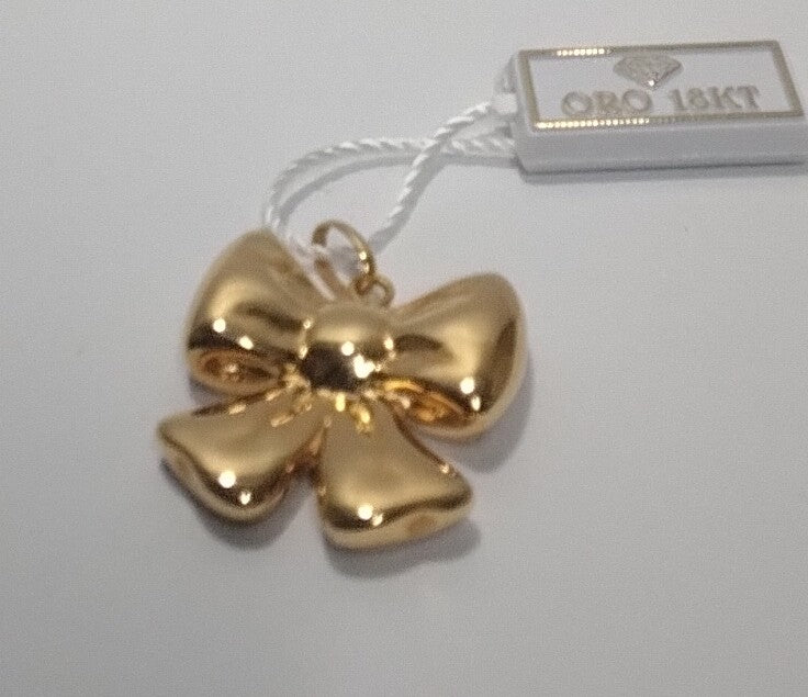 PENDENTE IN ORO 18KT