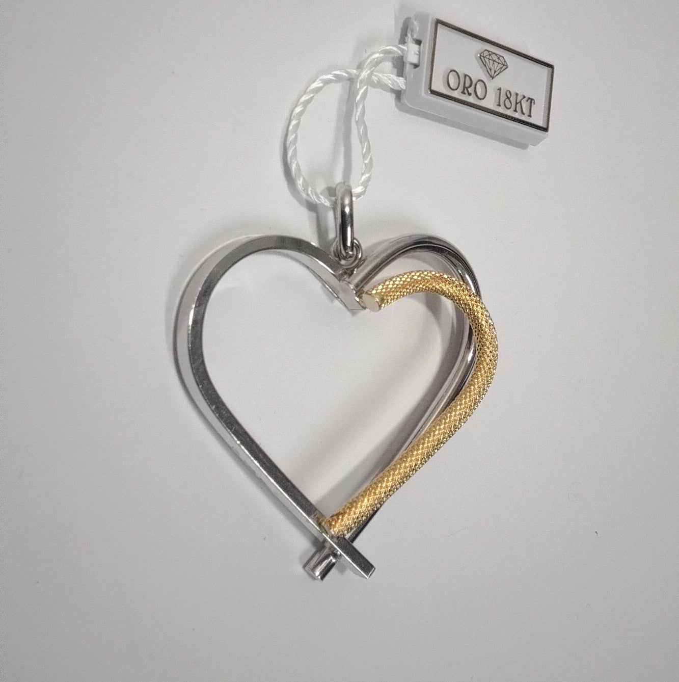 PENDENTE IN ORO 18 KT